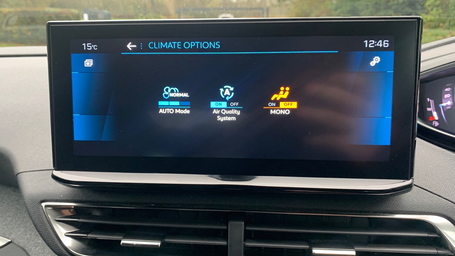 Used Peugeot 3008 2023 for sale - 76464356: Photo 37