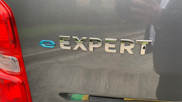 Used Peugeot Expert 2022 for sale - 76252271: Photo 35