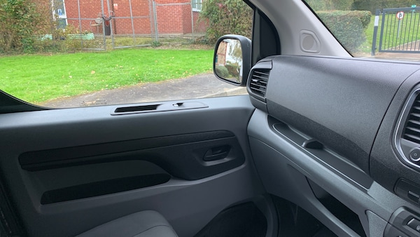 Used Peugeot Expert 2022 for sale - 76252271: Photo 51