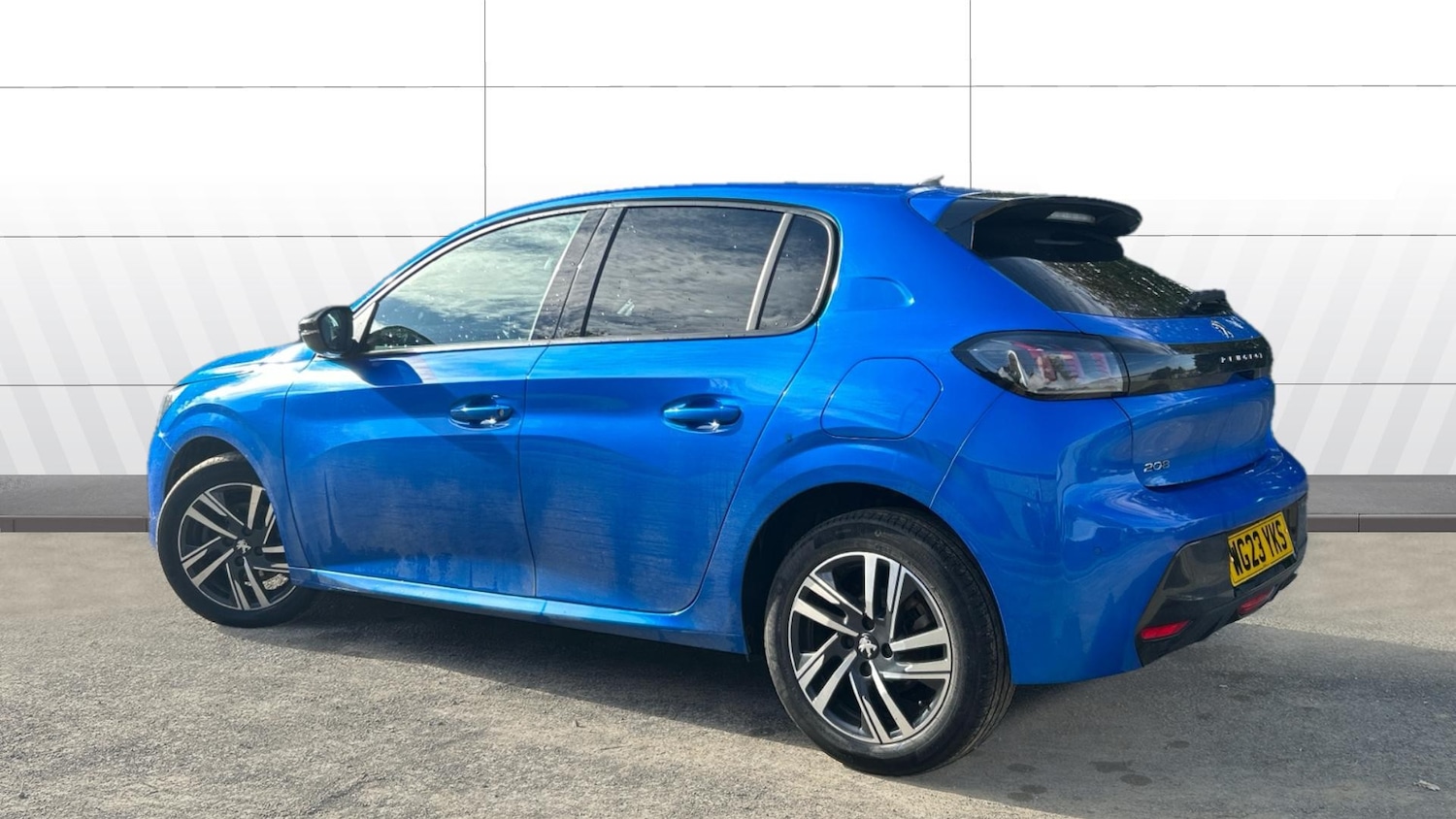 Used Peugeot 208 2023 for sale - 76114193: Photo 2