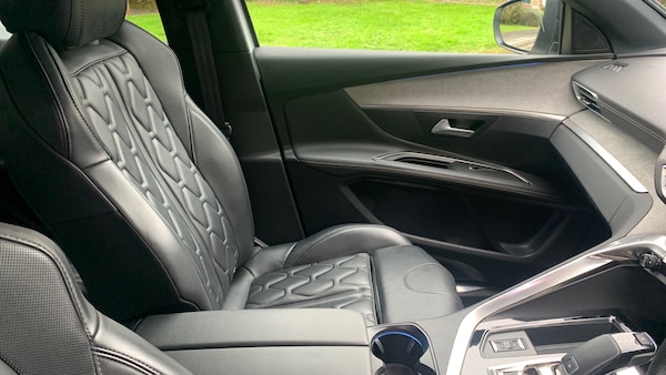Used Peugeot 3008 2022 for sale - 76198047: Photo 38