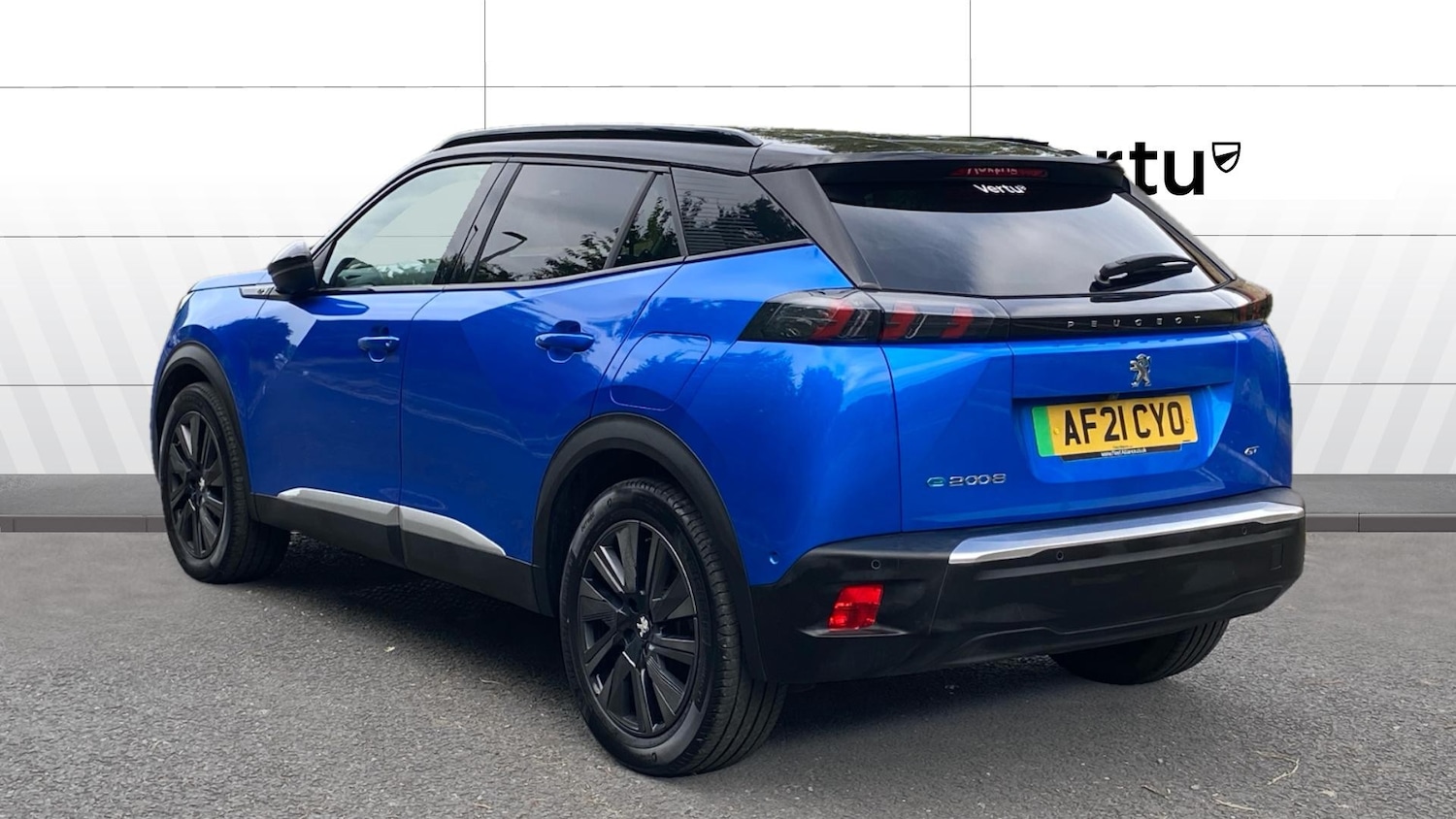 Used Peugeot 2008 2021 for sale - 76449490: Photo 2