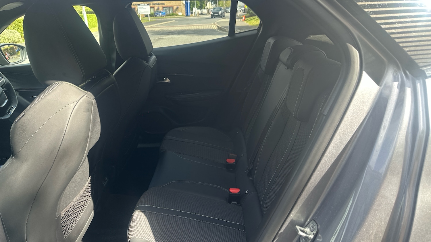 Used Peugeot 2008 2024 for sale - 76737921: Photo 16