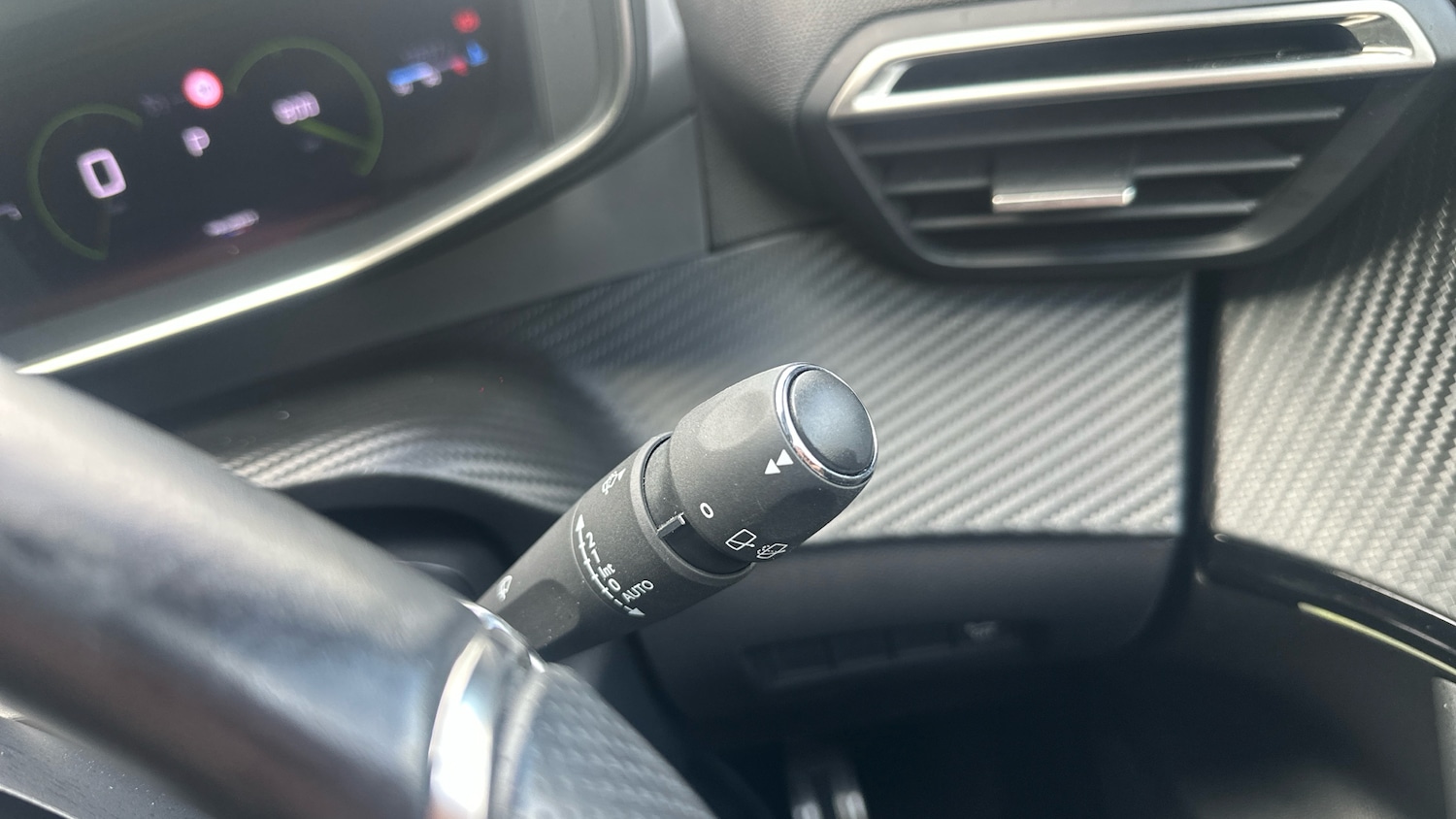 Used Peugeot 2008 2024 for sale - 76737921: Photo 33