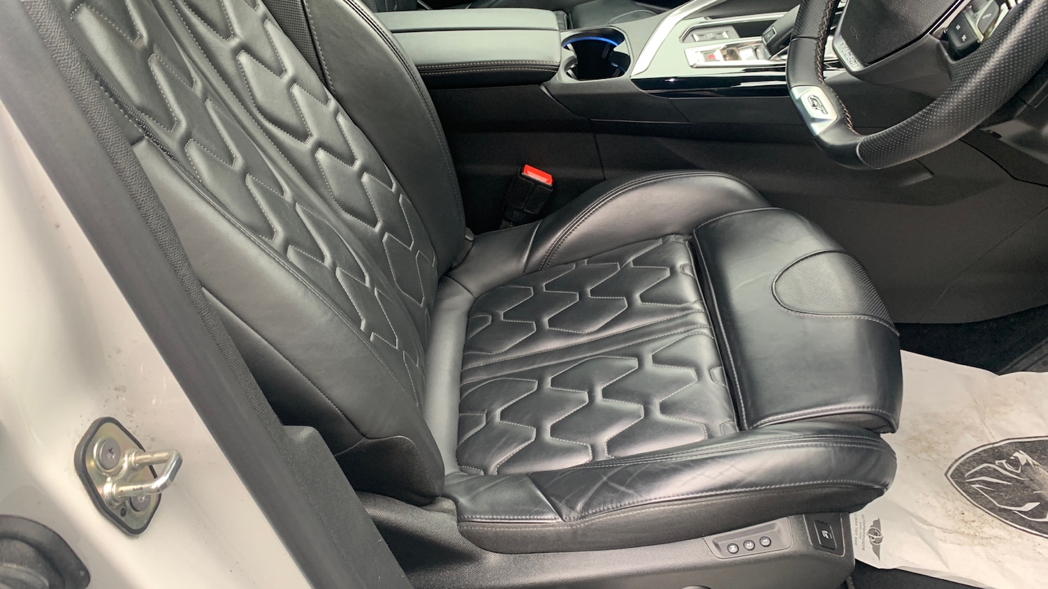 Used Peugeot 3008 2022 for sale - 76578069: Photo 37