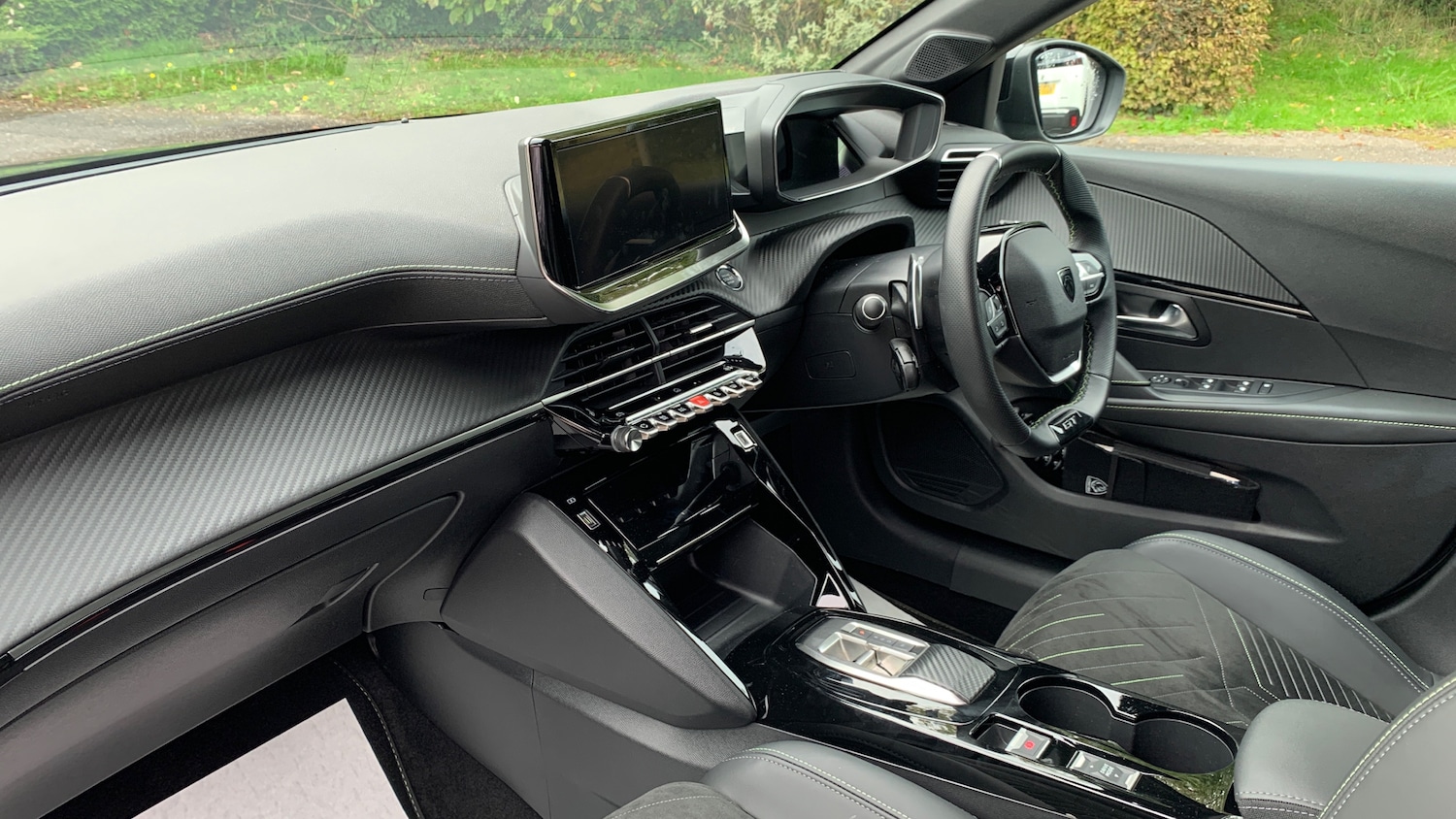 Used Peugeot 208 2024 for sale - 76171701: Photo 9