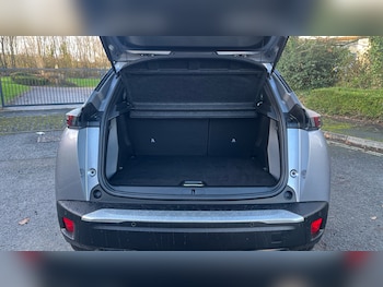 Used Peugeot 2008 2022 for sale - 77004245: Photo