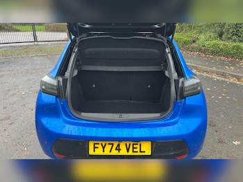 Used Peugeot 208 2024 for sale - 76705697: Photo