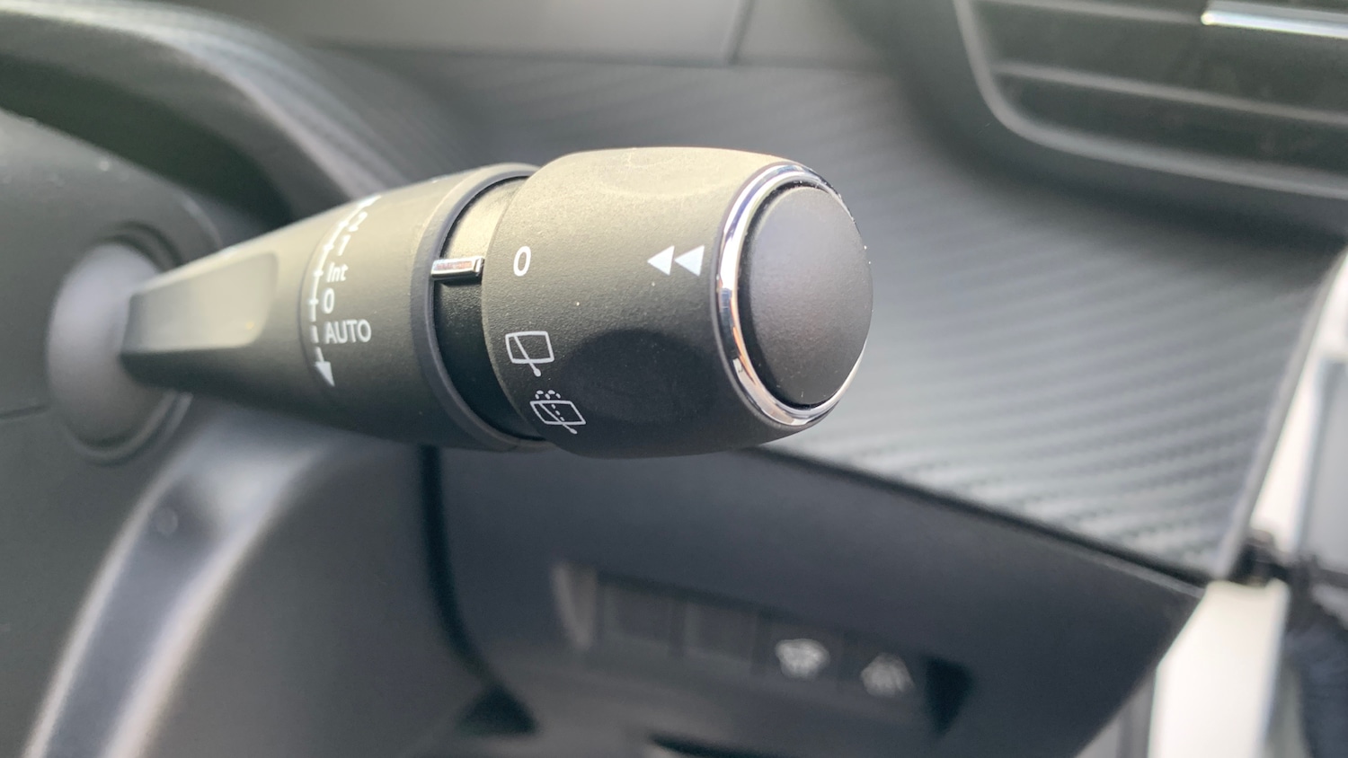 Used Peugeot 208 2023 for sale - 77179898: Photo 37