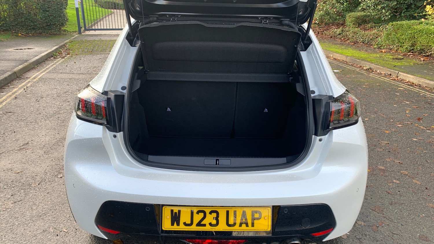 Used Peugeot 208 2023 for sale - 77179898: Photo 4