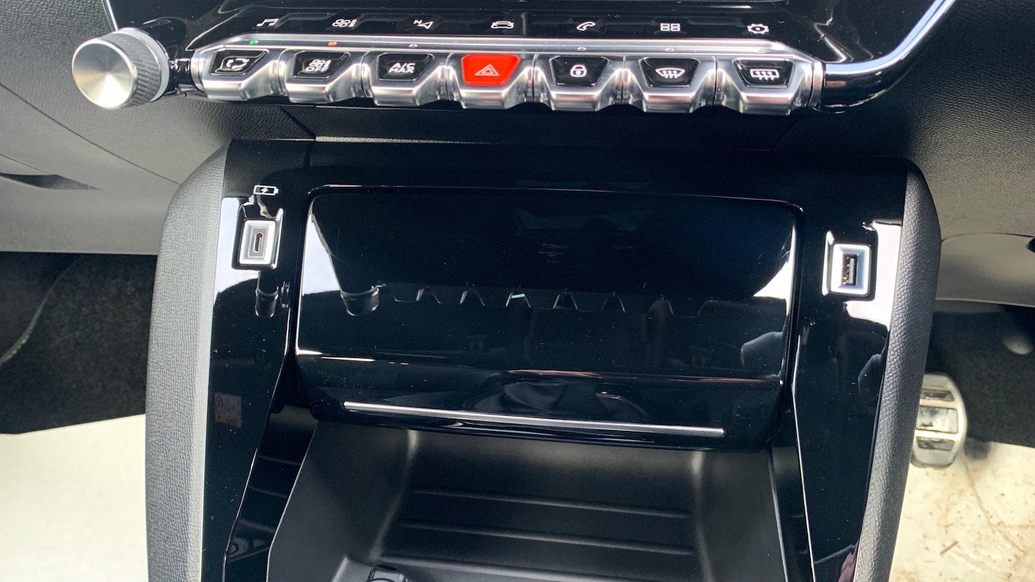 Used Peugeot 208 2023 for sale - 77179898: Photo 43