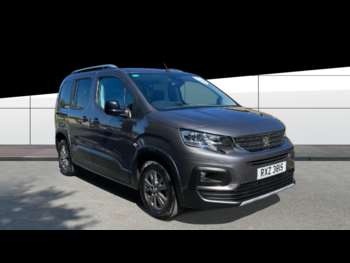 2022 (22) - 1.5 BlueHDi 100 Allure Premium 5dr Diesel Estate