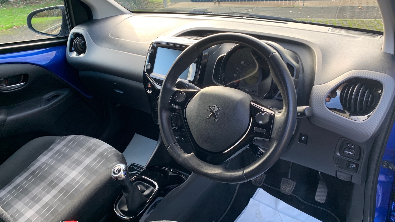 Used Peugeot 108 2018 for sale - 76616361: Photo 11