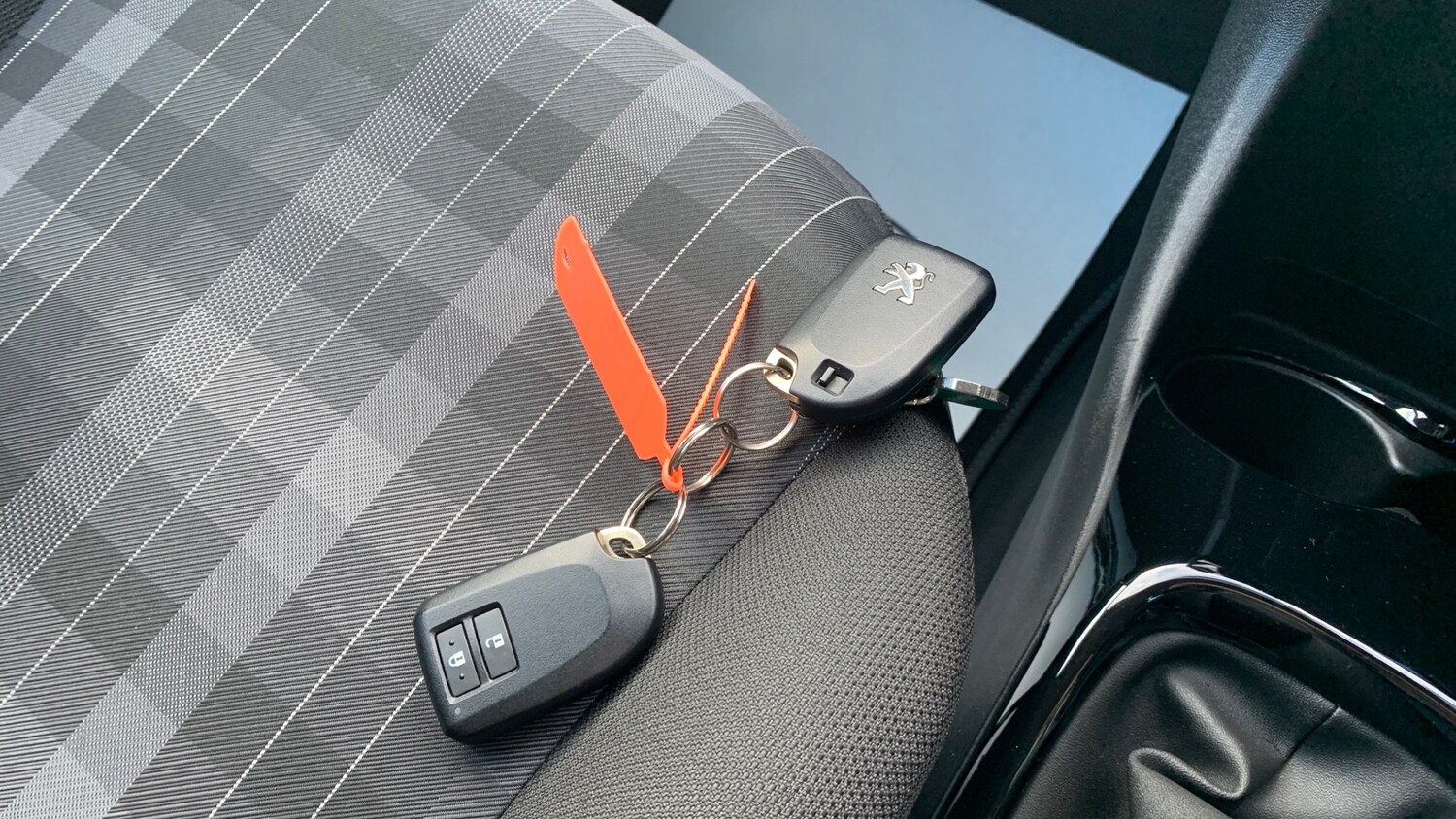 Used Peugeot 108 2018 for sale - 76616361: Photo 20