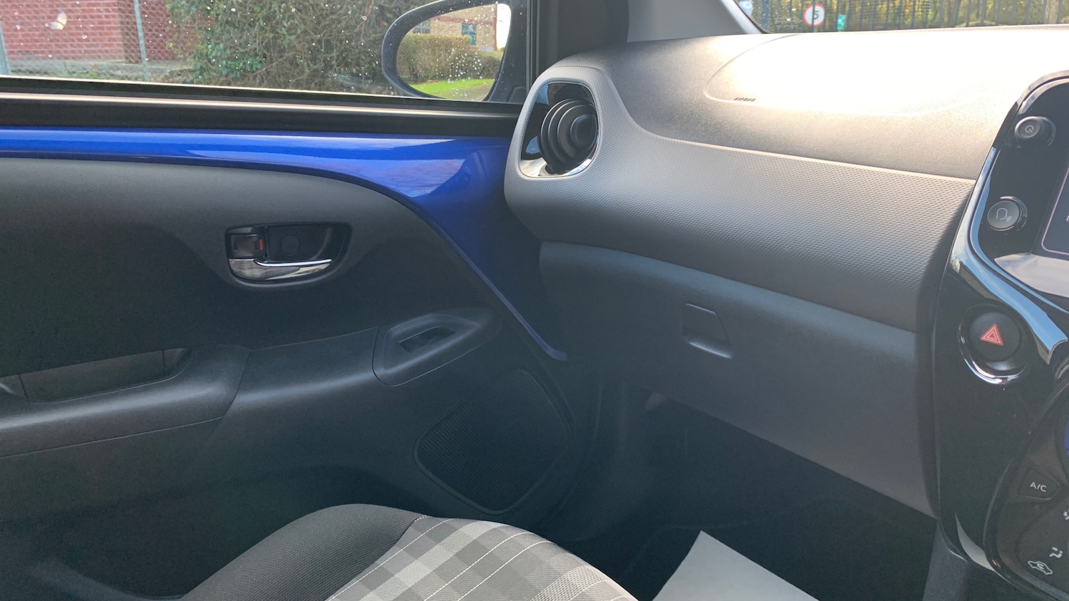 Used Peugeot 108 2018 for sale - 76616361: Photo 43