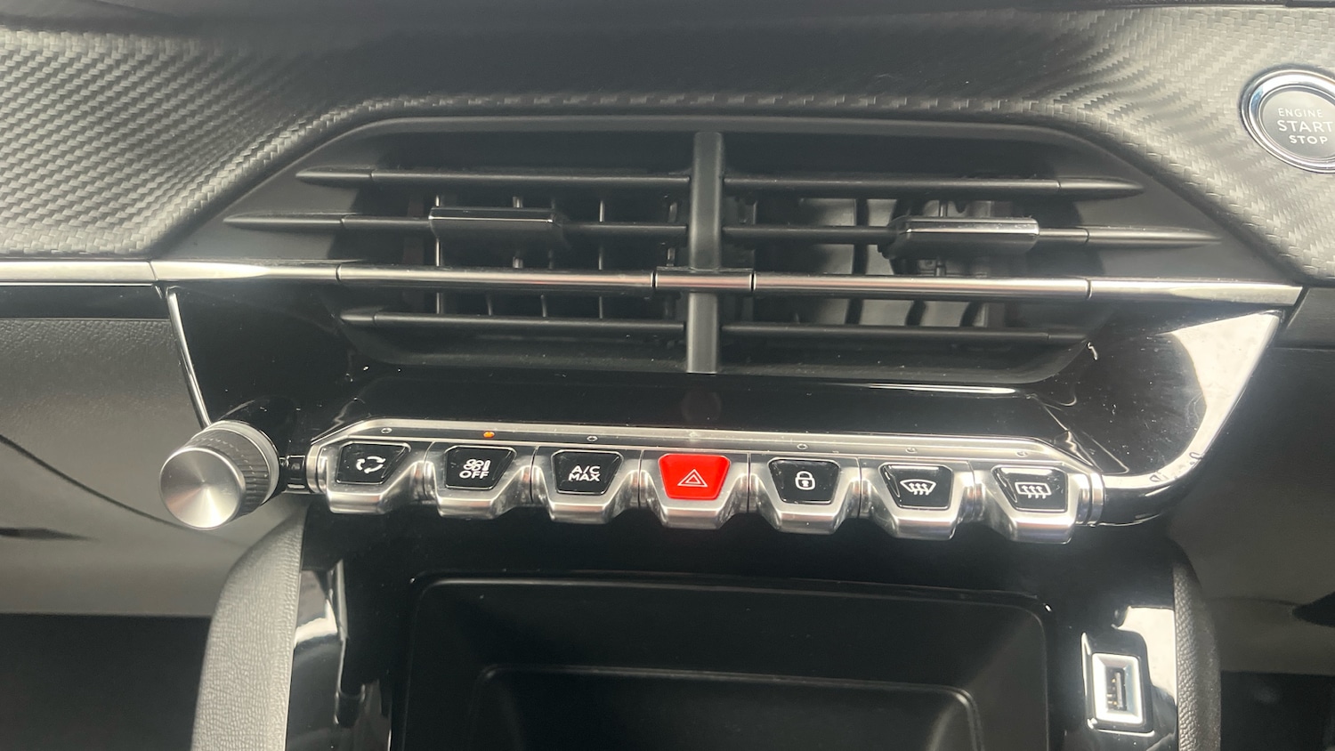 Used Peugeot 2008 2022 for sale - 76830528: Photo 40