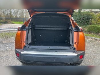 Used Peugeot 2008 2022 for sale - 76830528: Photo