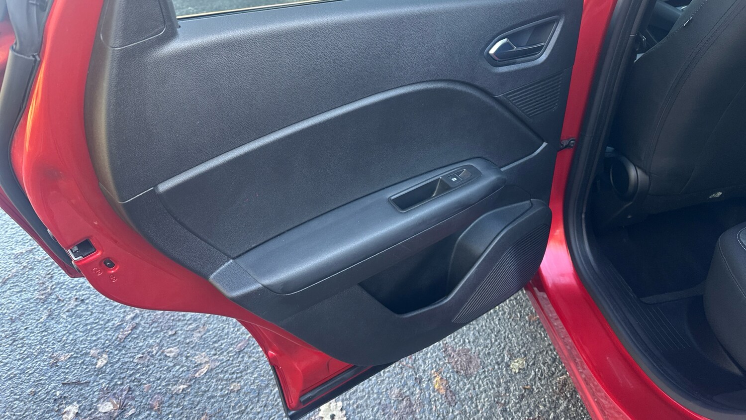 Used Renault Captur 2022 for sale - 76777231: Photo 25