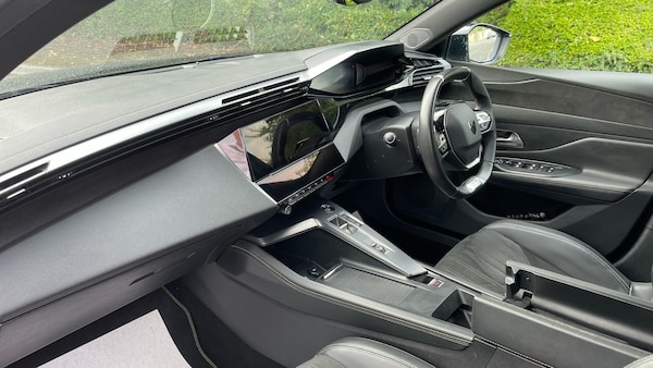 Used Peugeot 308 2023 for sale - 75724118: Photo 9