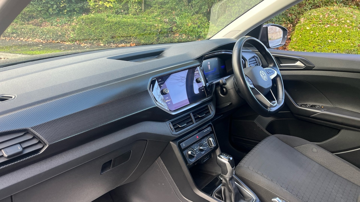 Used Volkswagen T-Cross 2022 for sale - 76860174: Photo 9