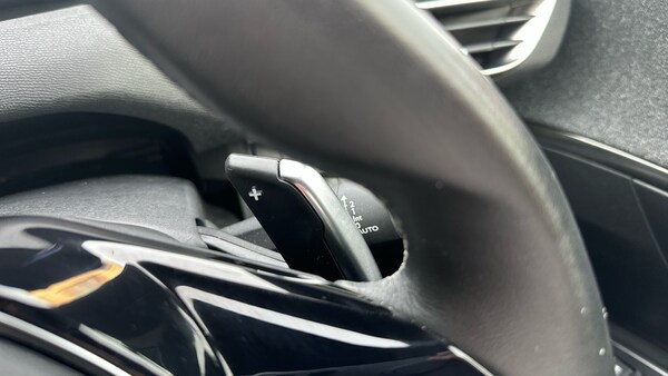 Used Peugeot 3008 2023 for sale - 76114840: Photo 41