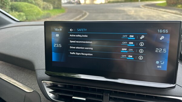 Used Peugeot 3008 2023 for sale - 76114840: Photo 49