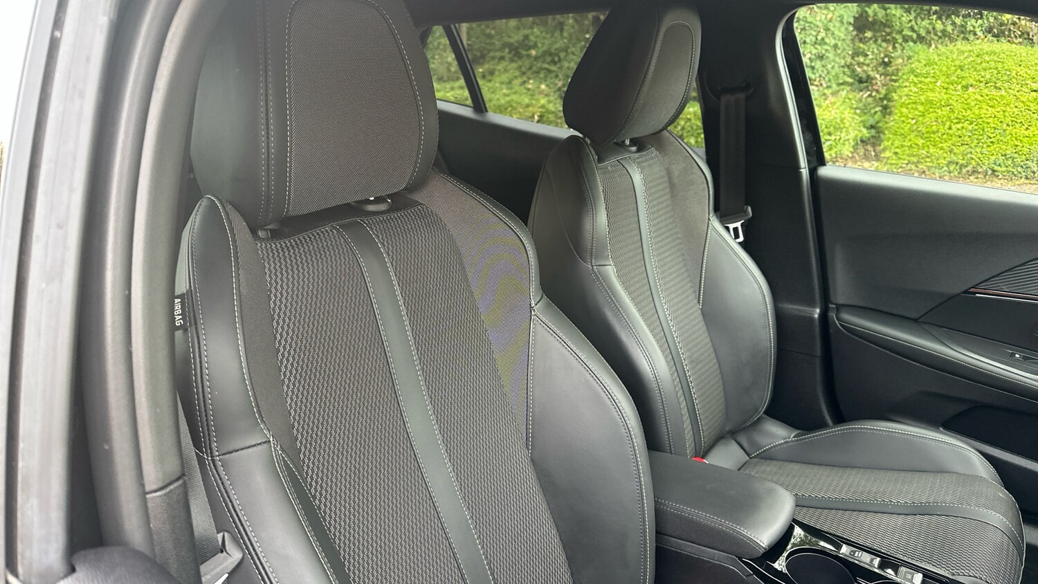 Used Peugeot 2008 2024 for sale - 76045387: Photo 25