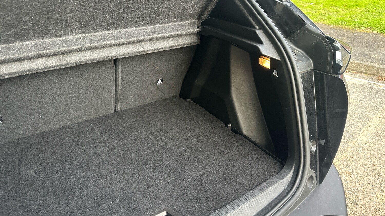 Used Peugeot 2008 2024 for sale - 76045387: Photo 30