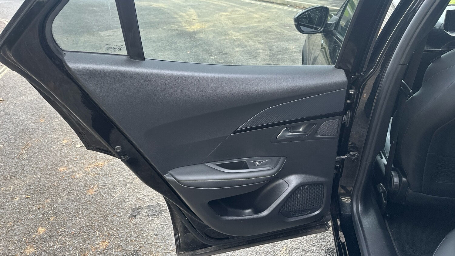 Used Peugeot 2008 2024 for sale - 76045387: Photo 34