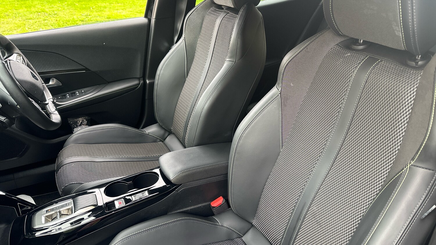 Used Peugeot 2008 2024 for sale - 76045387: Photo 35