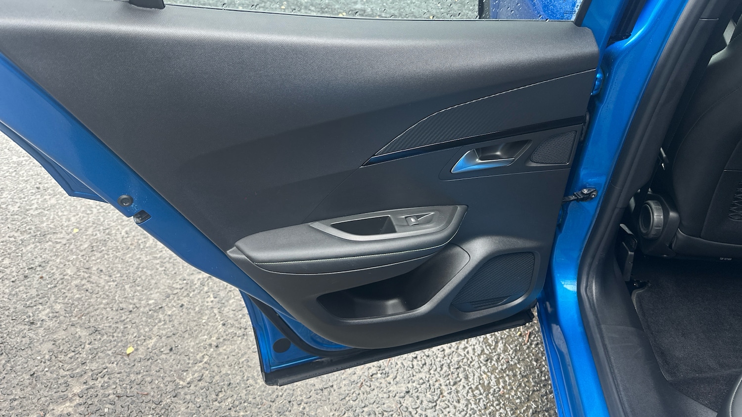 Used Peugeot 2008 2022 for sale - 76193022: Photo 32