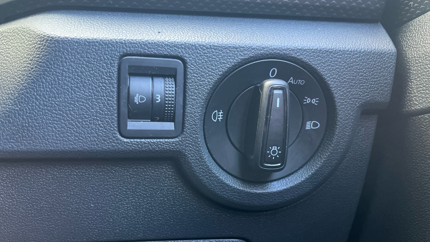 Used Volkswagen T-Cross 2022 for sale - 76705696: Photo 28