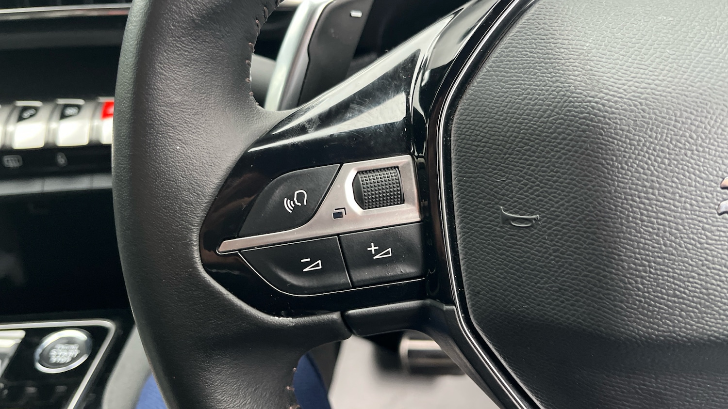 Used Peugeot 3008 2024 for sale - 76892868: Photo 34