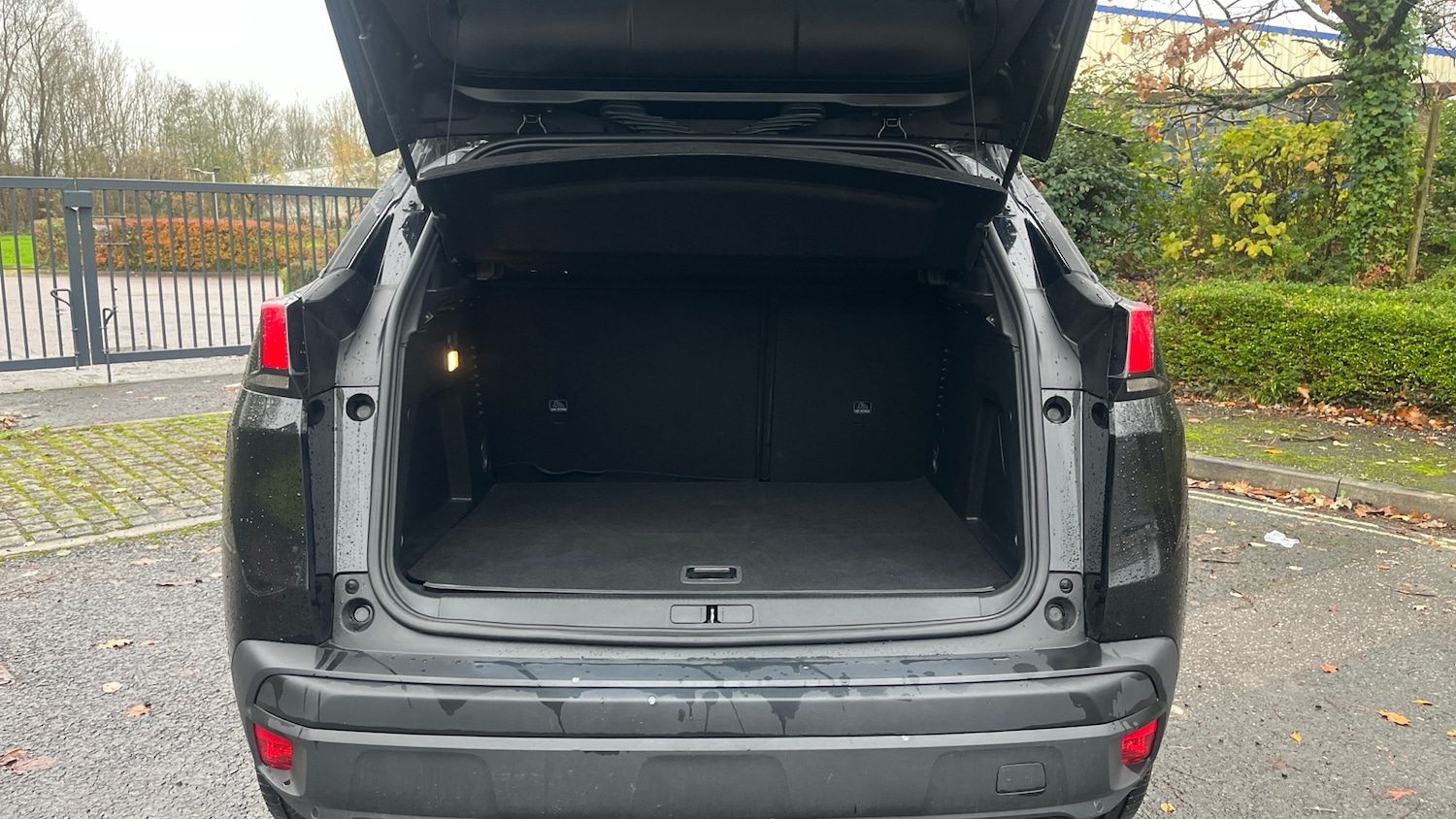 Used Peugeot 3008 2024 for sale - 76892868: Photo 4