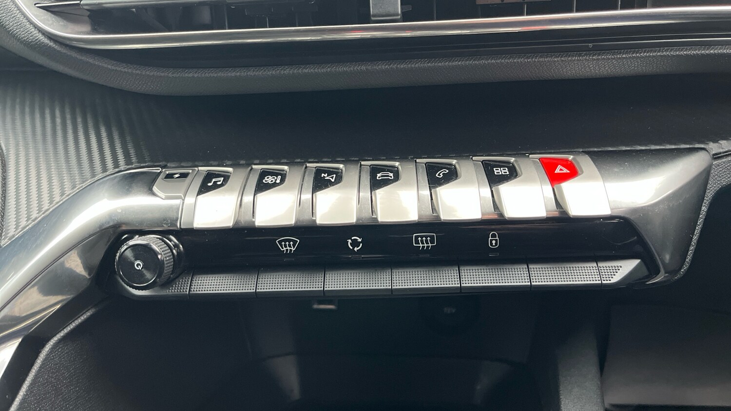 Used Peugeot 3008 2024 for sale - 76892868: Photo 41