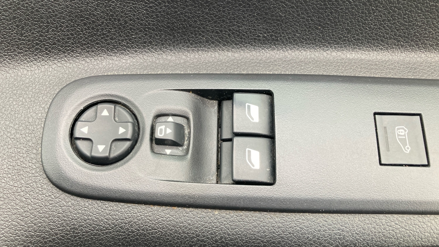 Used Peugeot Partner 2022 for sale - 76763103: Photo 38