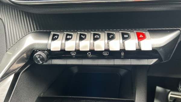 Used Peugeot 3008 2023 for sale - 76006680: Photo 29