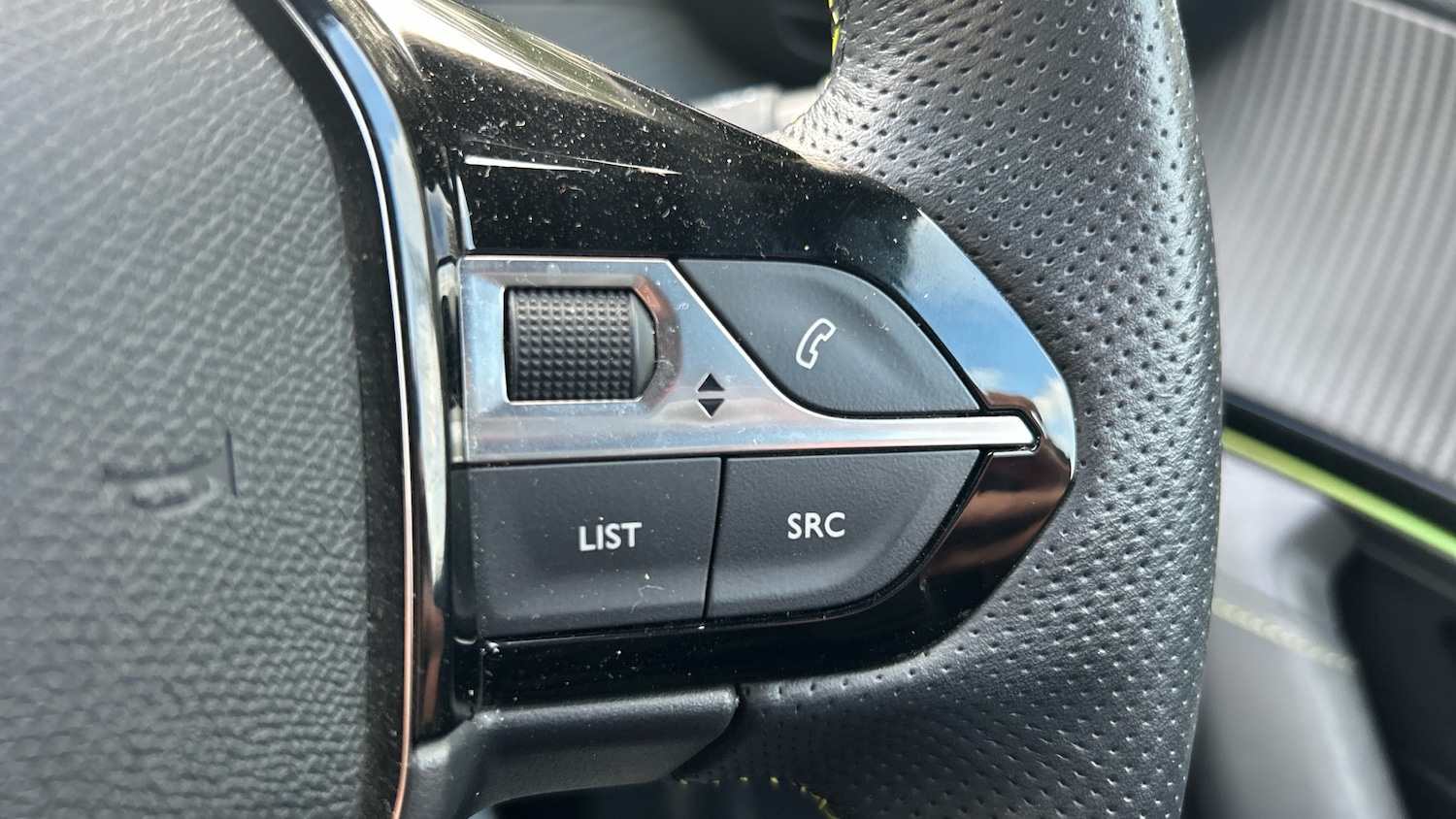 Used Peugeot 2008 2022 for sale - 76193019: Photo 22