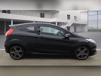 Used Ford Fiesta 2016 for sale - 76878136: Photo