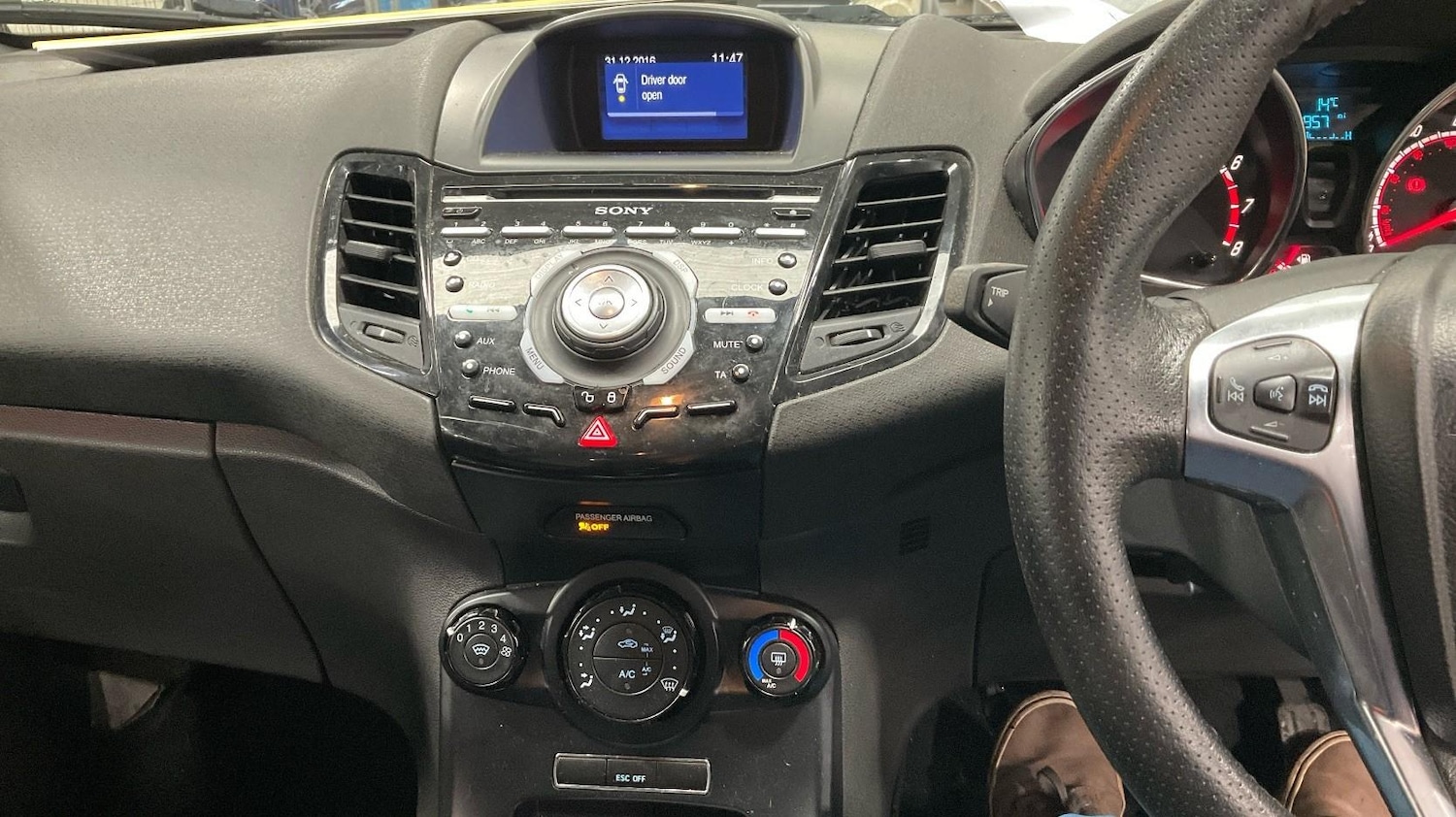 Used Ford Fiesta 2016 for sale - 76878136: Photo 9