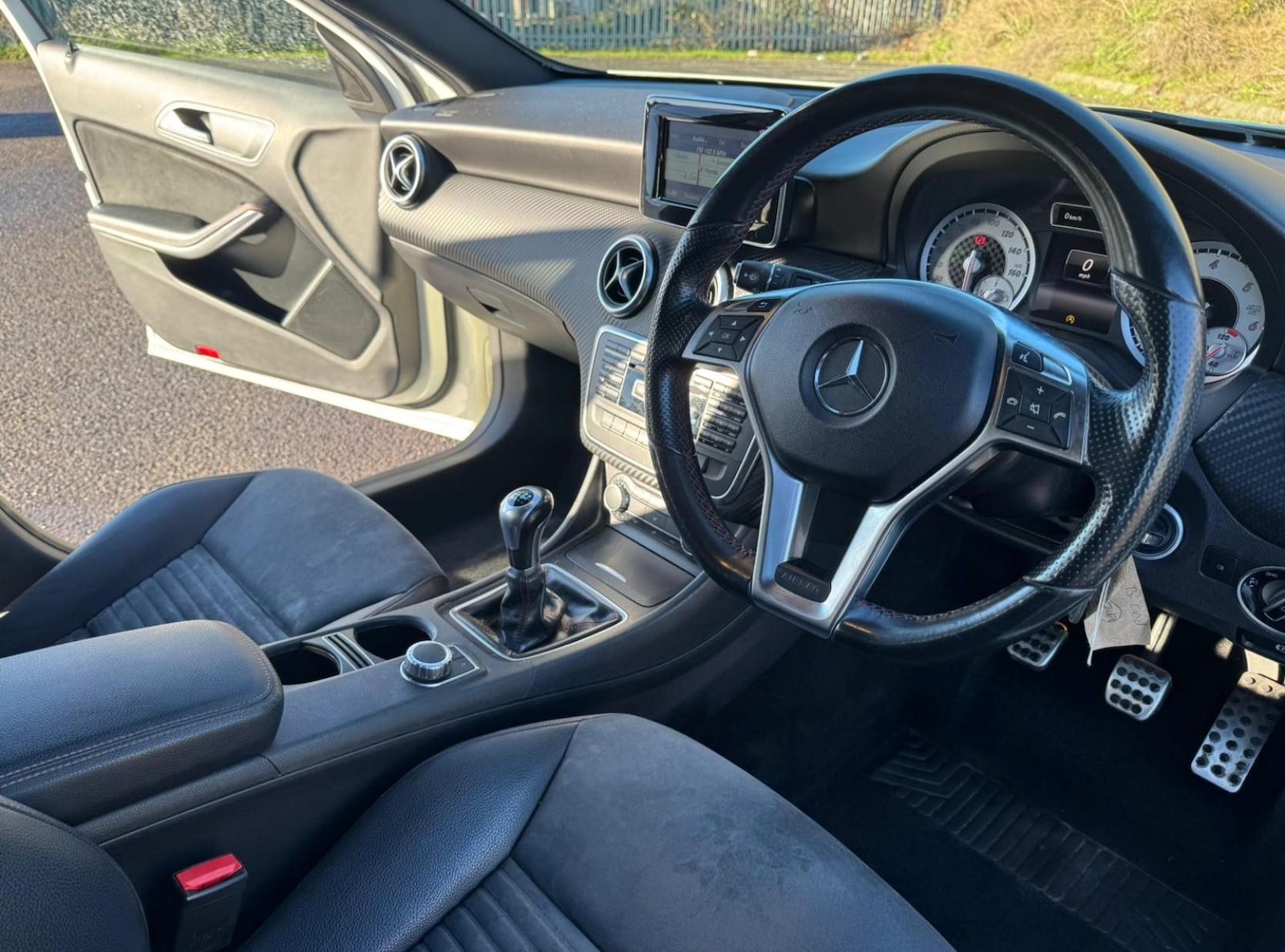 Used Mercedes-Benz A-Class 2015 for sale - 76878141: Photo 10