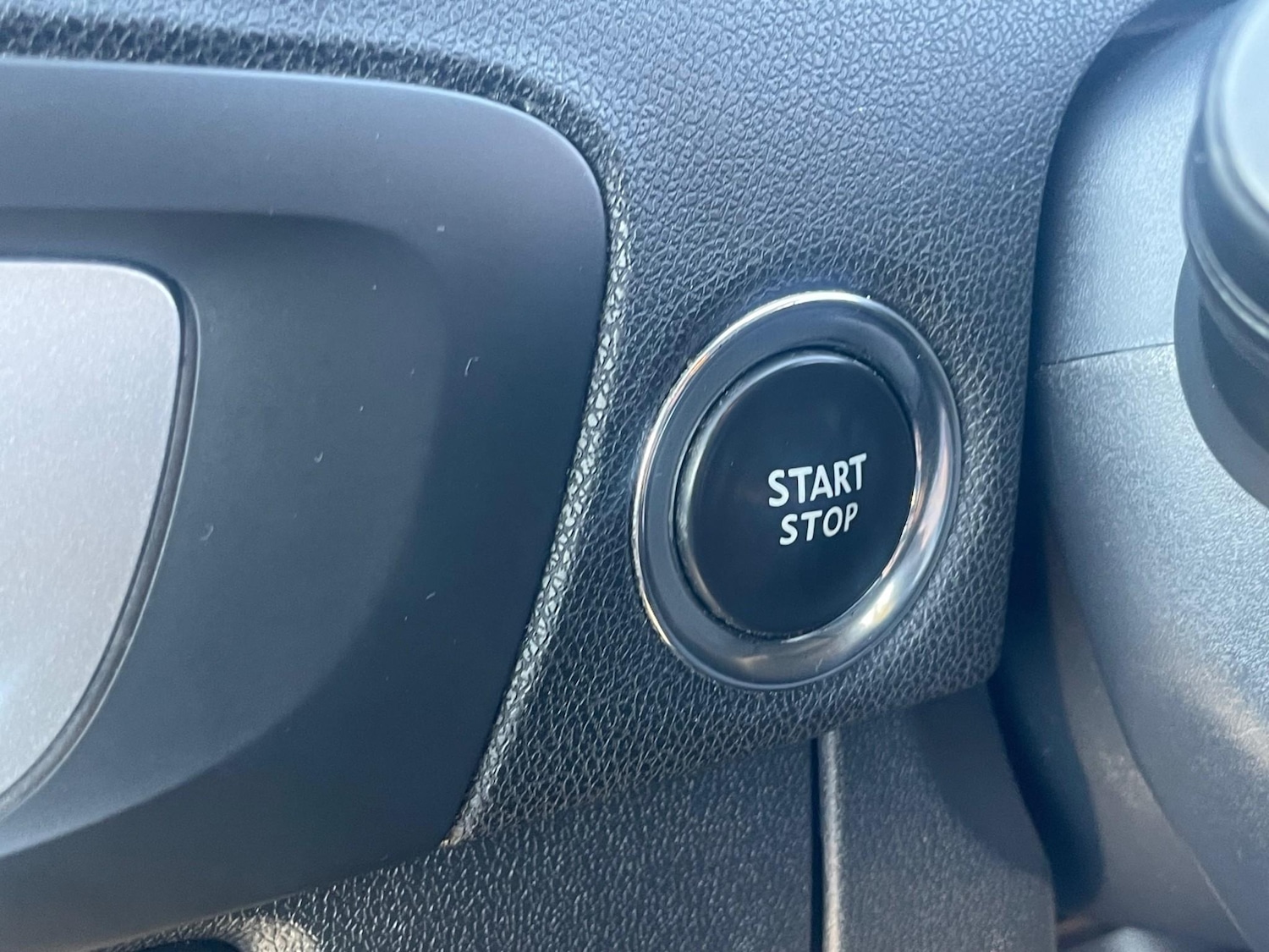 Used Renault Scenic 2013 for sale - 76878132: Photo 27