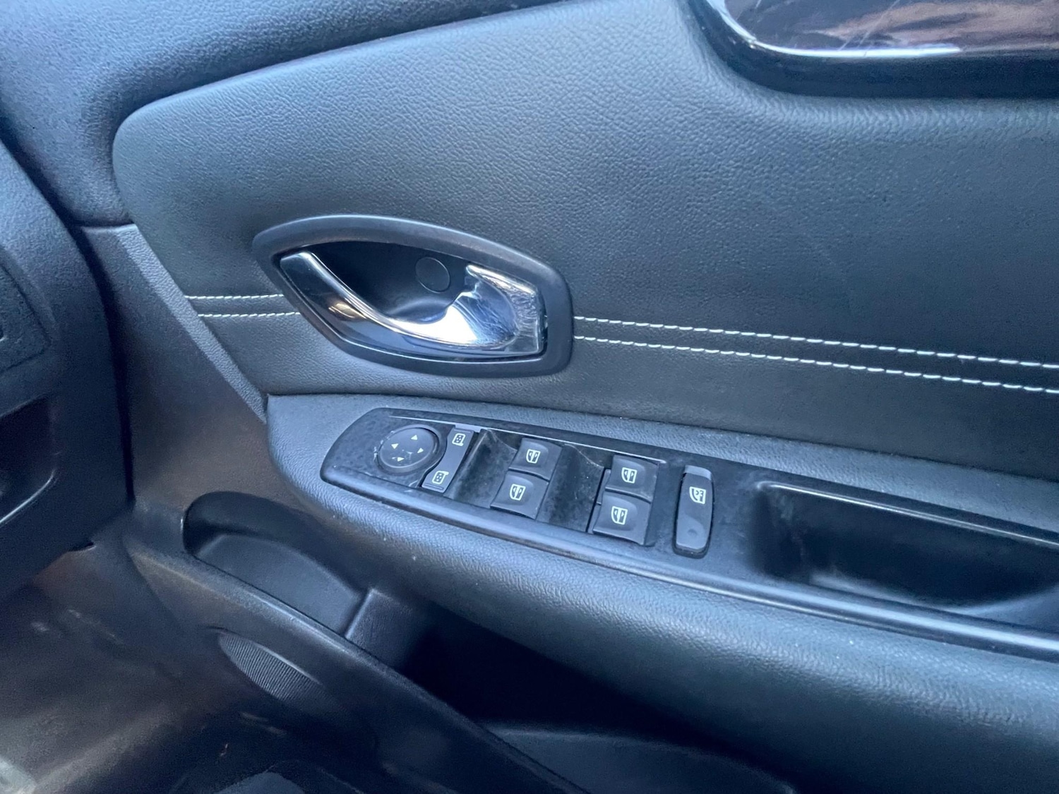 Used Renault Scenic 2013 for sale - 76878132: Photo 28