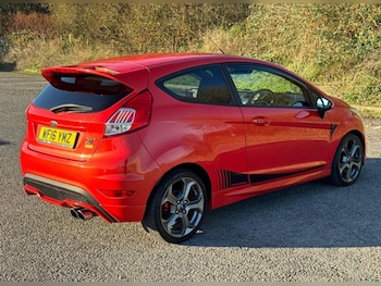 Used Ford Fiesta 2016 for sale - 76878135: Photo