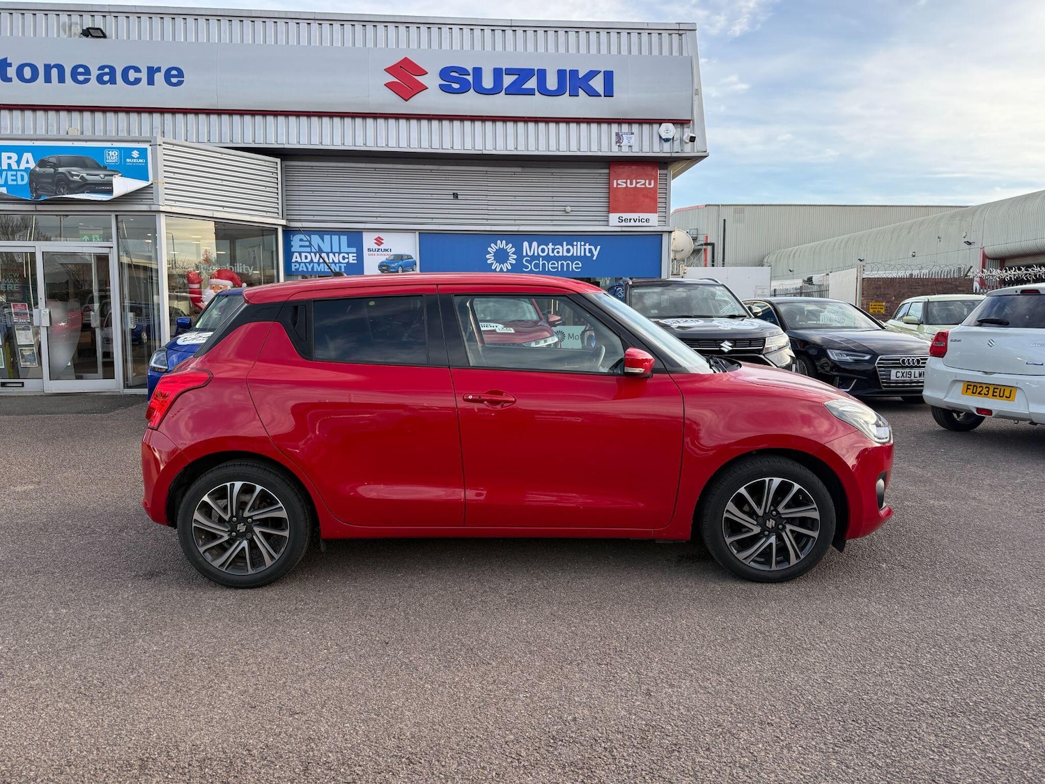 Used Suzuki Swift for sale - 76992733: Photo 4