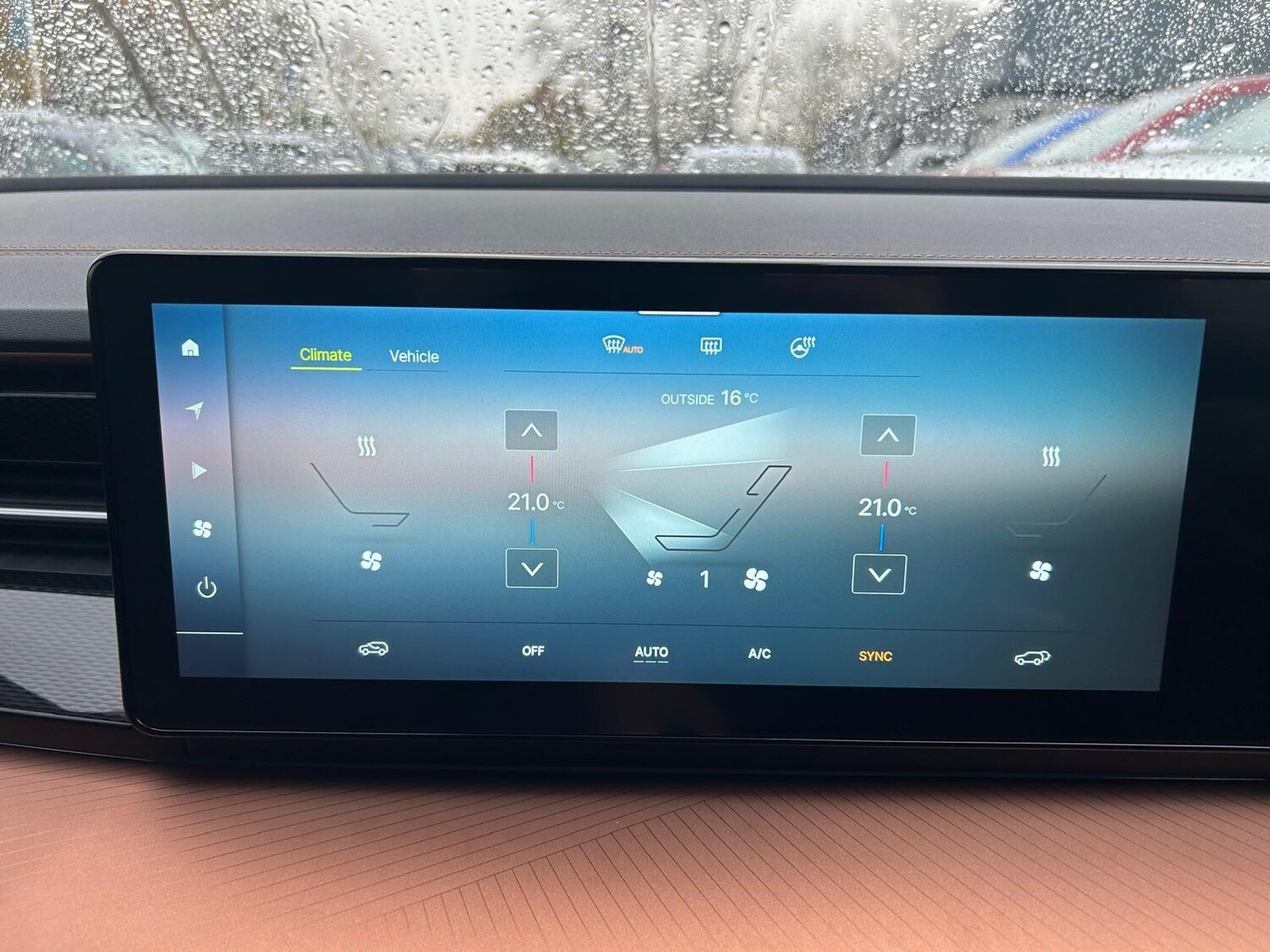 Used KGM Torres 2024 for sale - 76549705: Photo 16