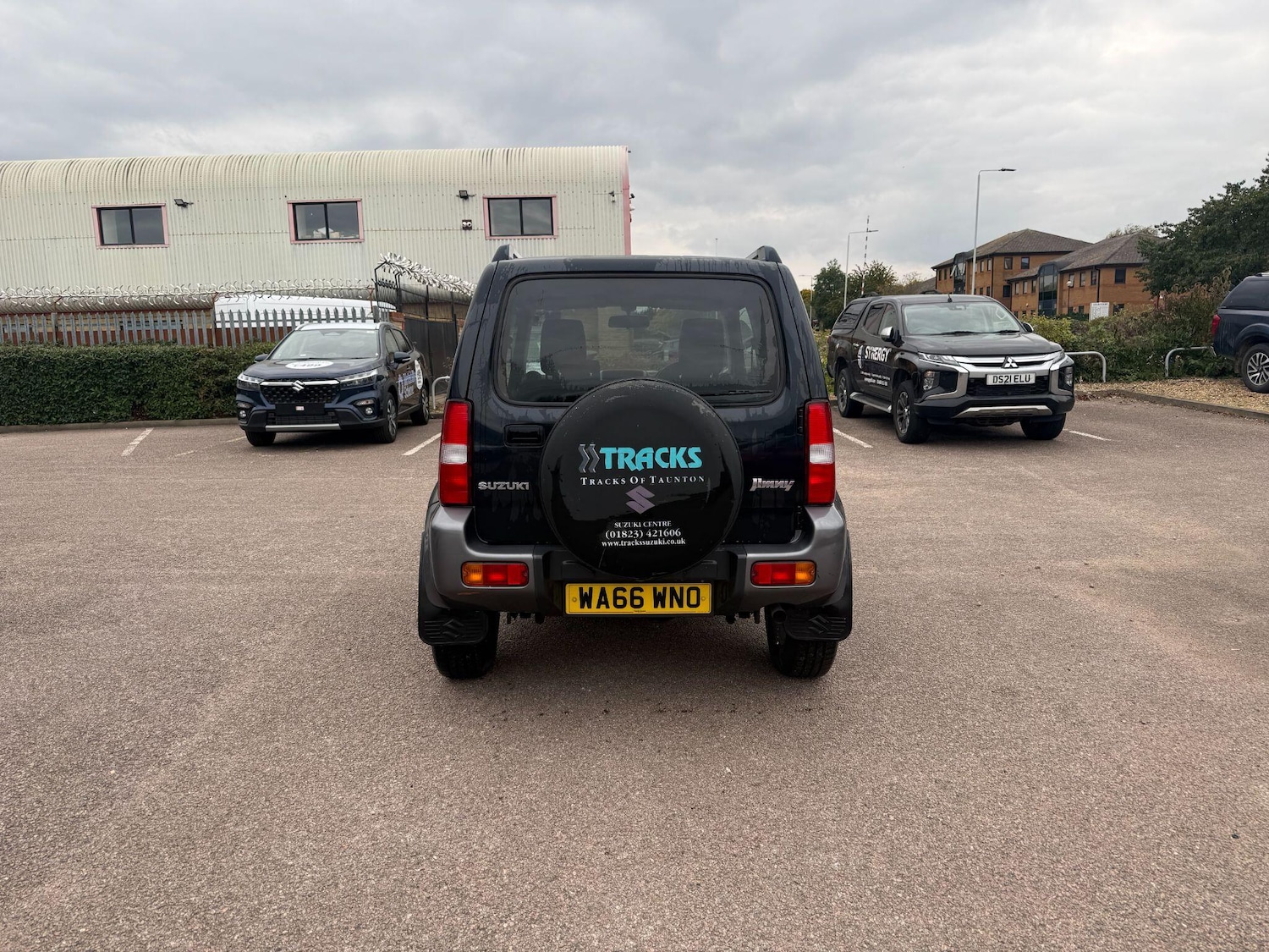 Used Suzuki Jimny 2016 for sale - 76315126: Photo 4