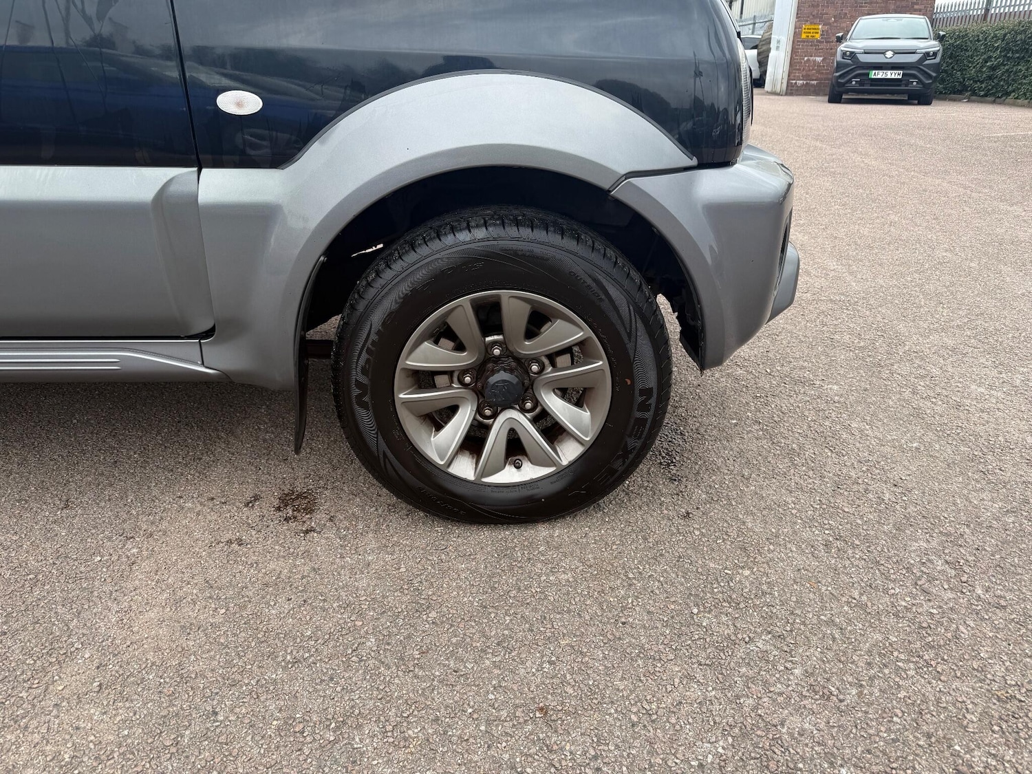 Used Suzuki Jimny 2016 for sale - 76315126: Photo 9