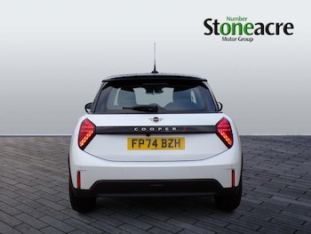 Used MINI Hatch 2024 for sale - 78859945: Photo
