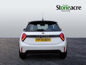 Used MINI Hatch 2024 for sale - 78878376: Photo